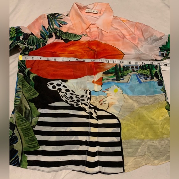 NWT Alice + Olivia Willa 100% Silk Graphic Shirt Size Medium Palm Beach Print - Picture 9 of 16